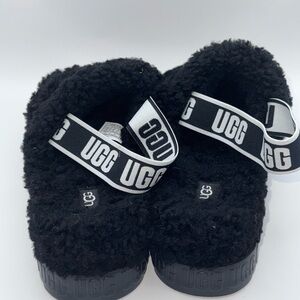 Brand New UGG Fluff Yeah Slide Black Women’s Size 10 / Men’s 8 –